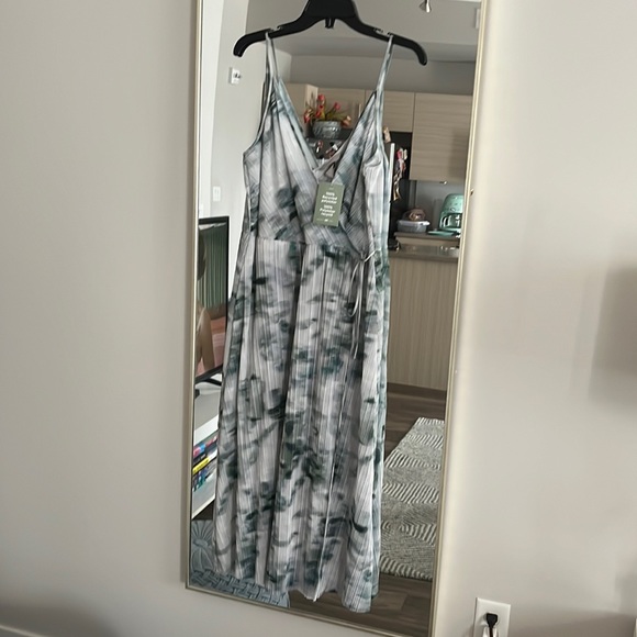 Brand New H&M pleated wrap over dress - Picture 1 of 6